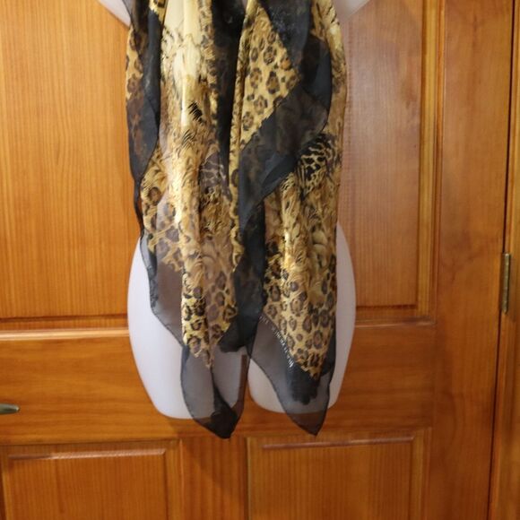 Boch Morac Tiger Sheer Animal Print Carol Baskin Tiger King Old Money Scarf - Picture 8 of 12